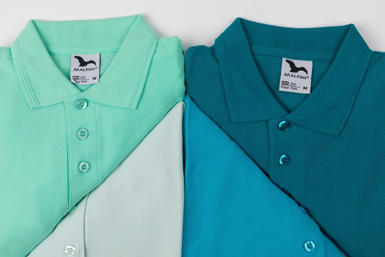 Szitázott, galléros pólók